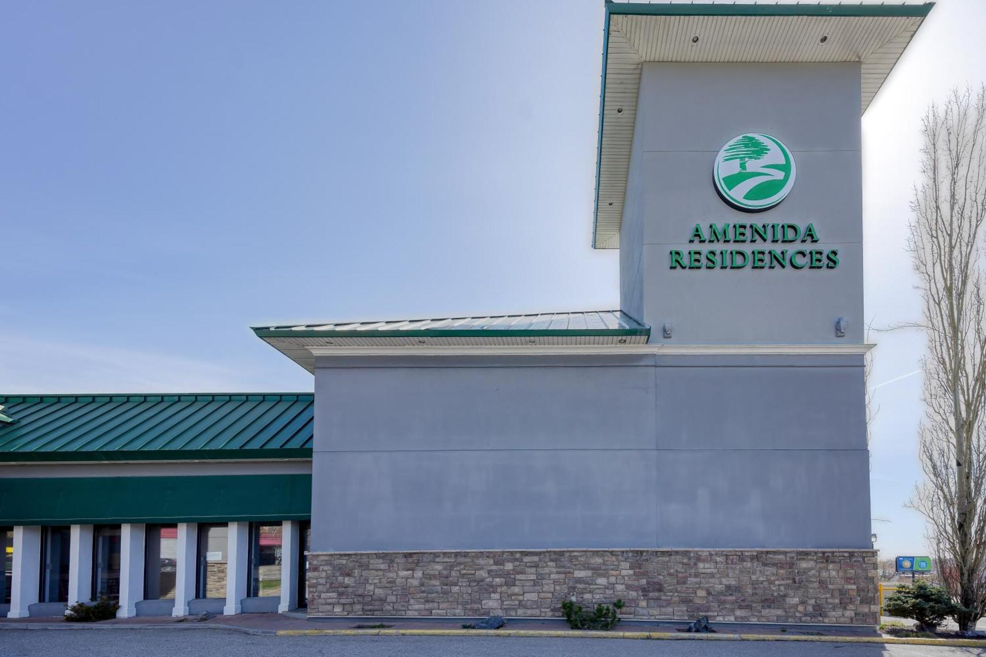Amenida Residences, YYC Exterior foto